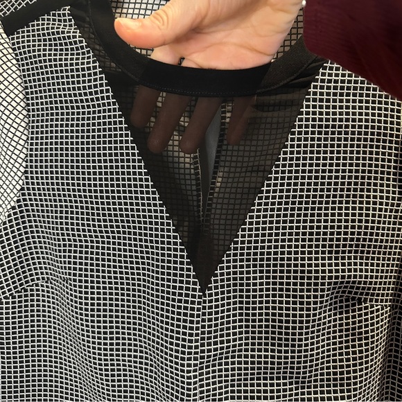 Mod Black & White Shift Dress Shift Sheer Mesh Crew Neck XS Small Office Chic - Picture 6 of 6